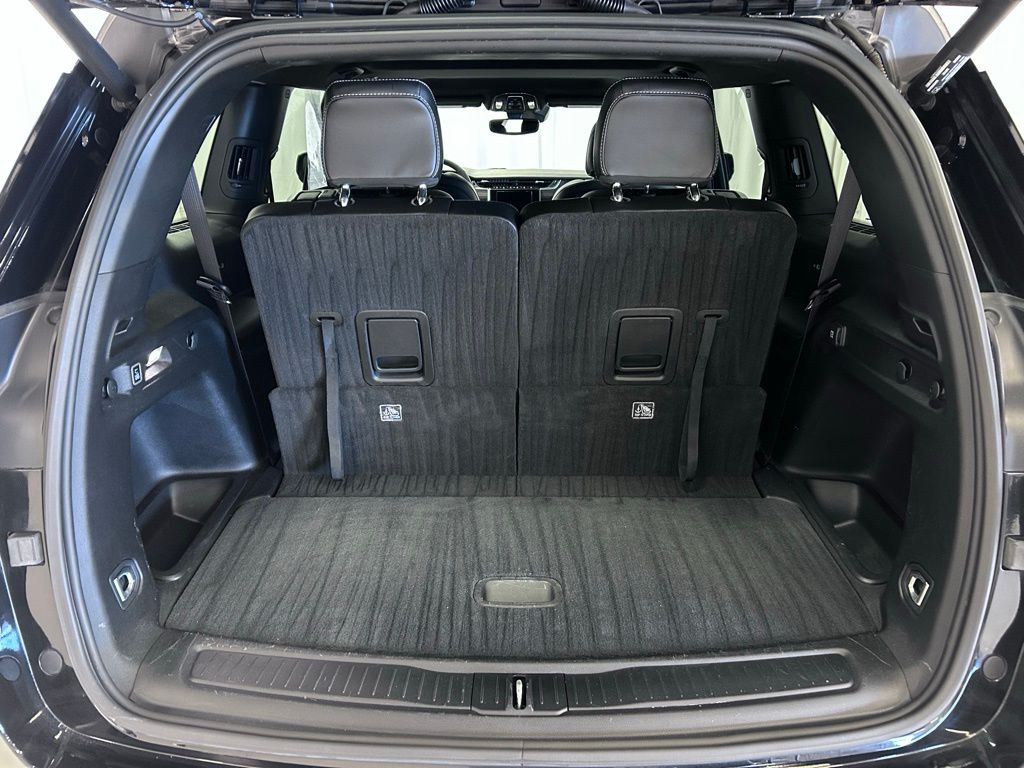 used 2023 Jeep Grand Cherokee L car, priced at $30,295