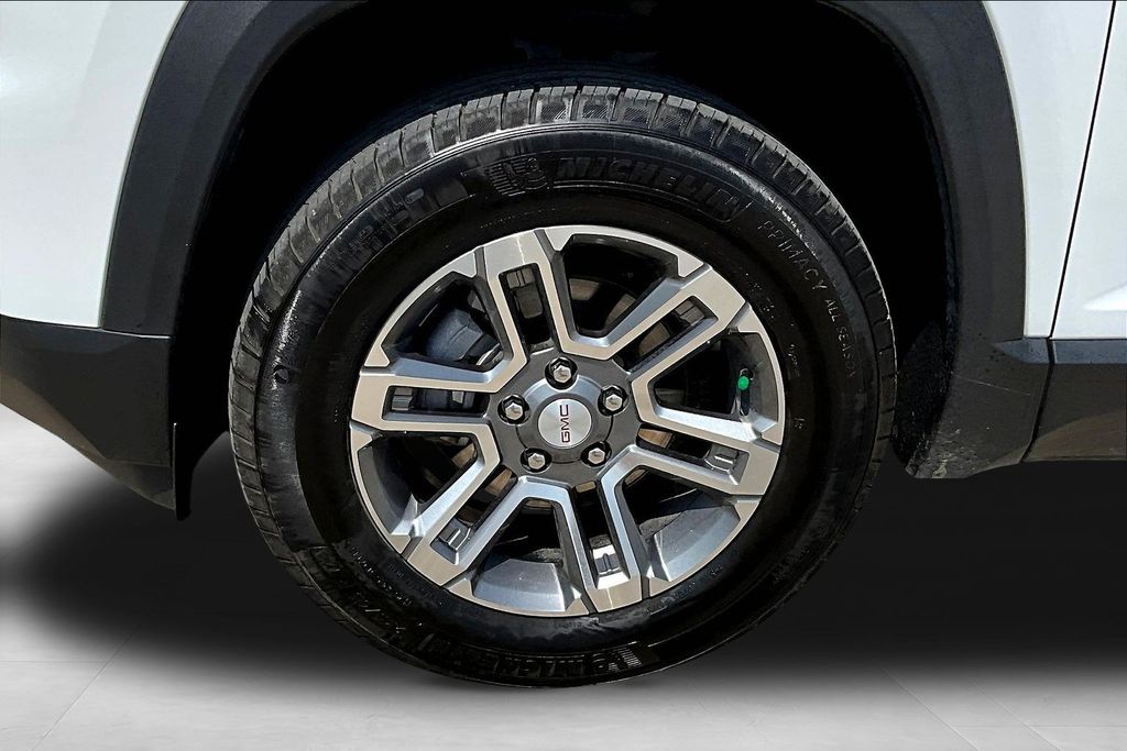 Used 2025 GMC Terrain SUV