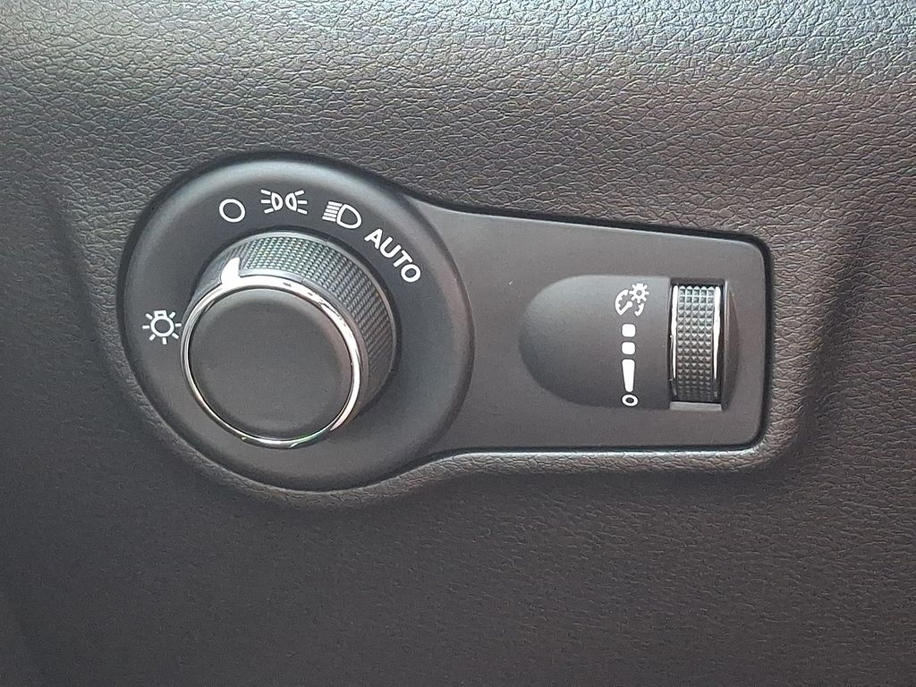 2023 Jeep Compass Sport Gray at Bob Ruth Ford