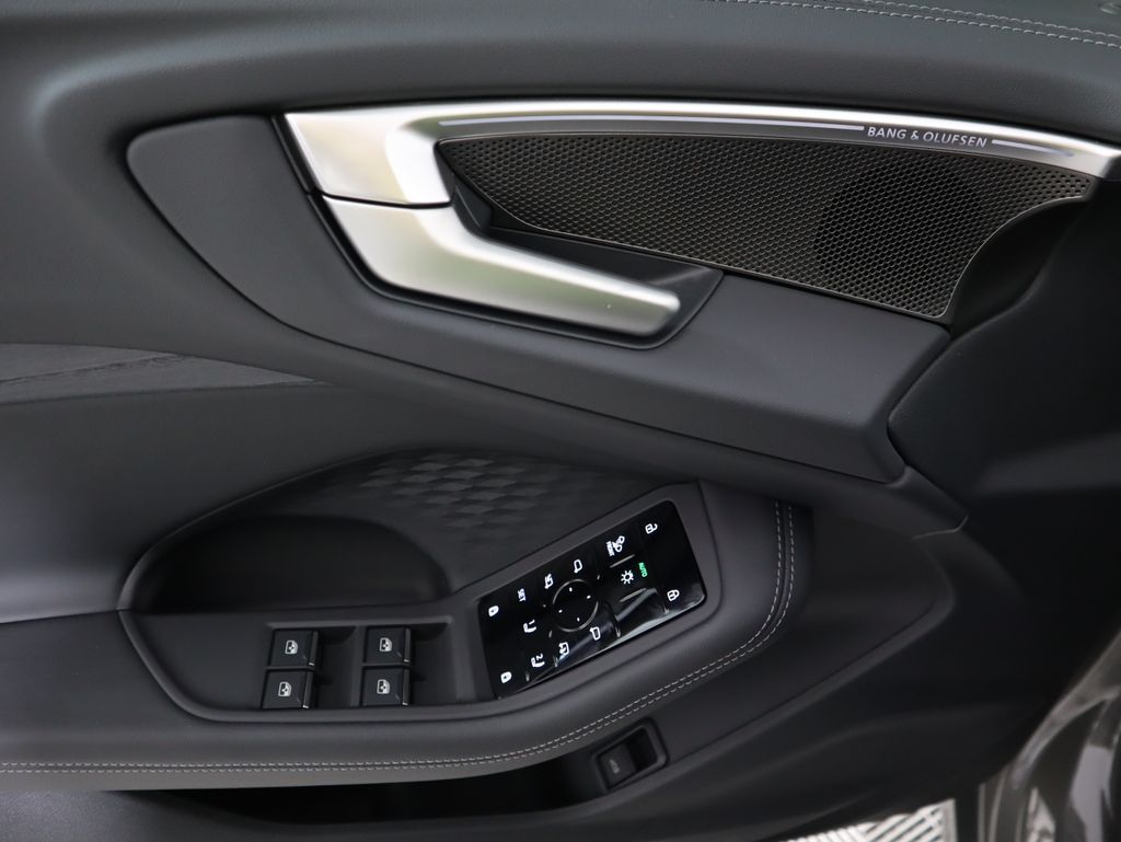 Thumbnail: 2025 Audi A5 - 26