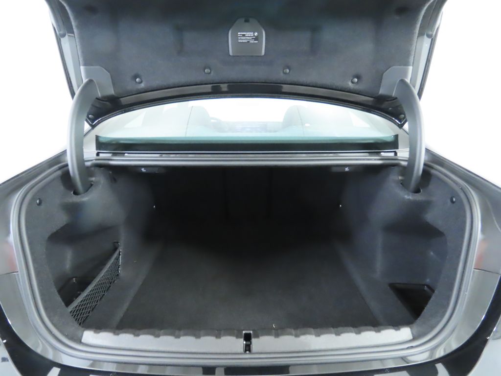 Thumbnail: 2025 BMW 4 Series - 27