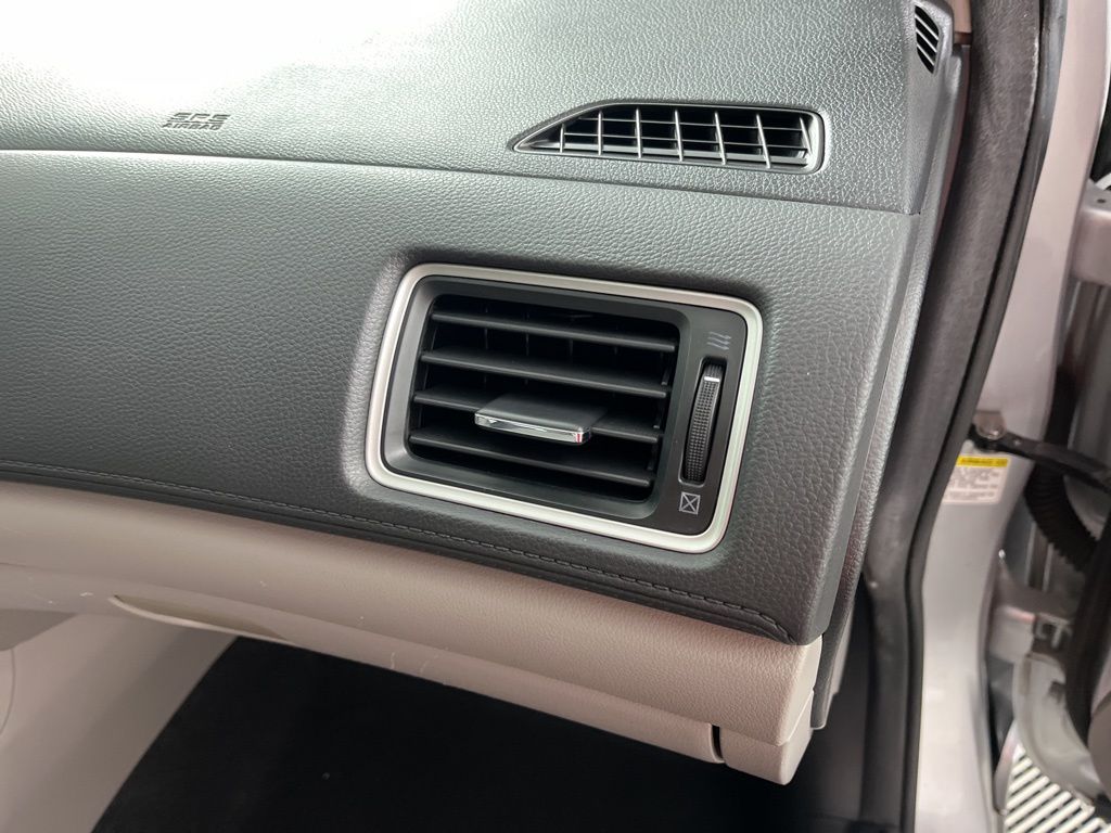 Thumbnail: 2014 Honda Civic - 10