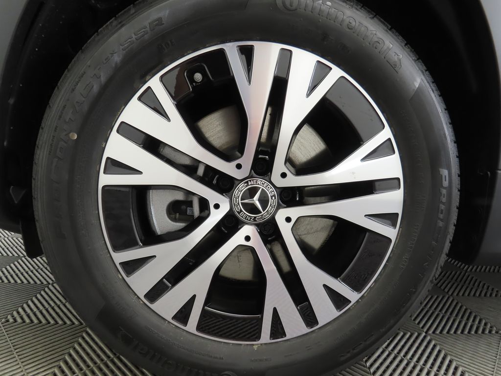 Thumbnail: 2025 Mercedes-Benz GLB - 30