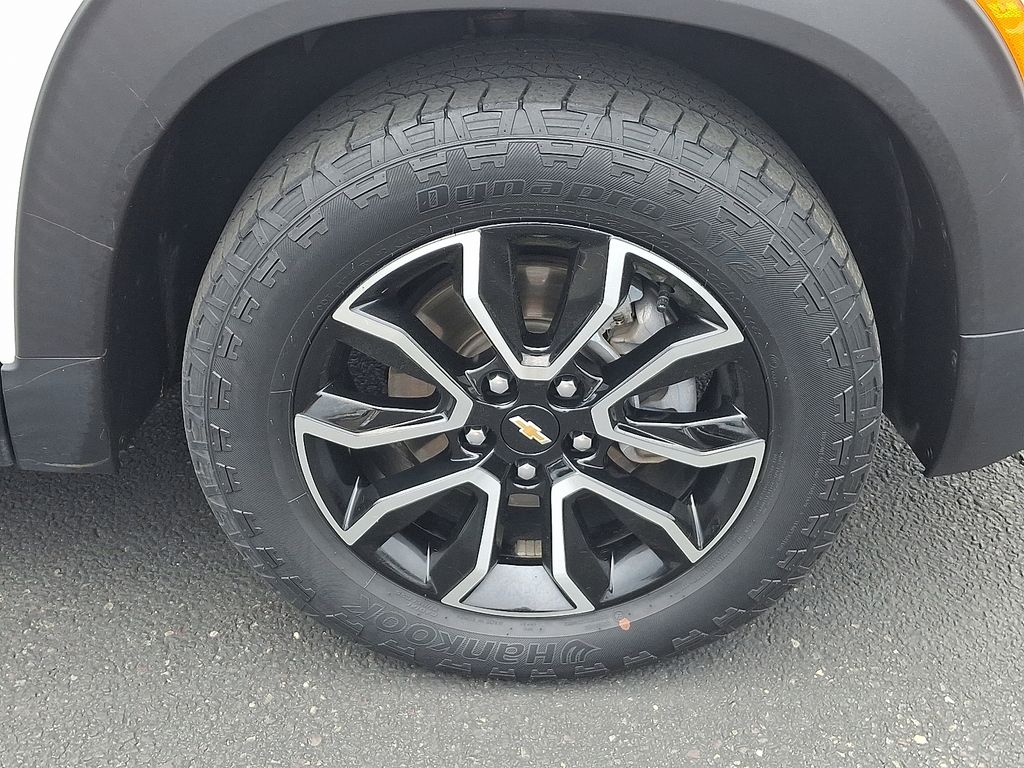 Thumbnail: 2023 Chevrolet TrailBlazer - 8