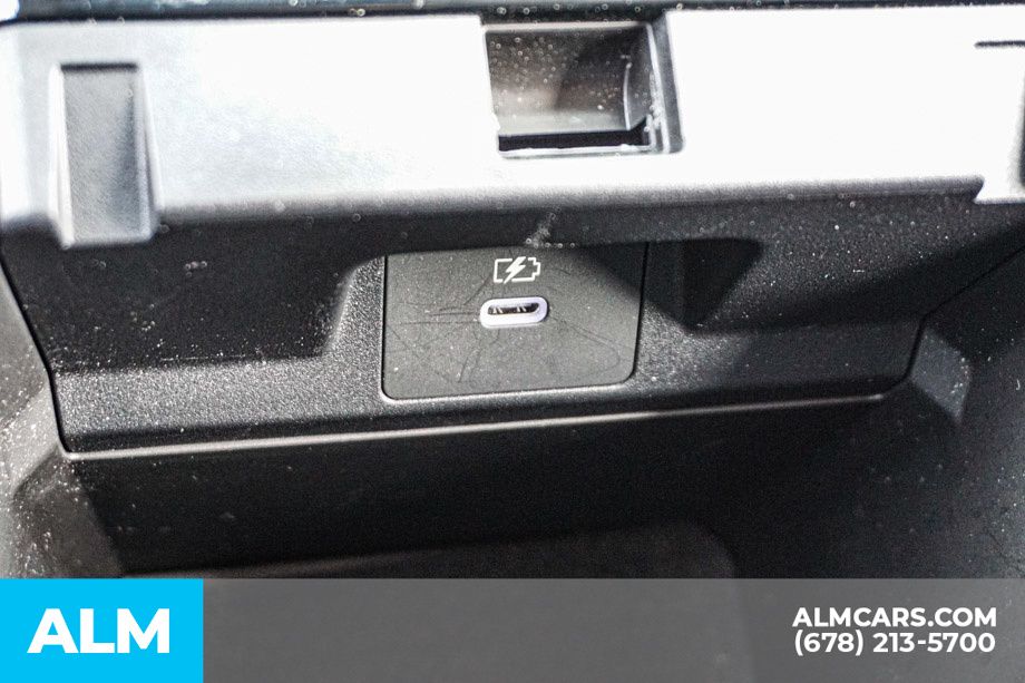 Used 2025 Red Mitsubishi SE image 48