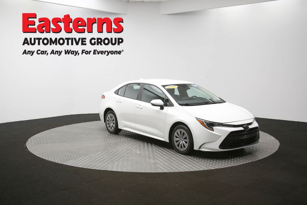 Used 2023 White Toyota LE image 45