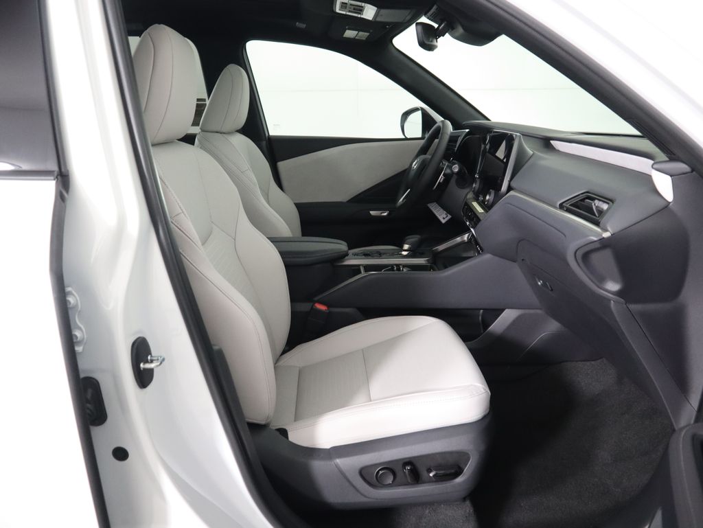 Thumbnail: 2026 Lexus TX - 20