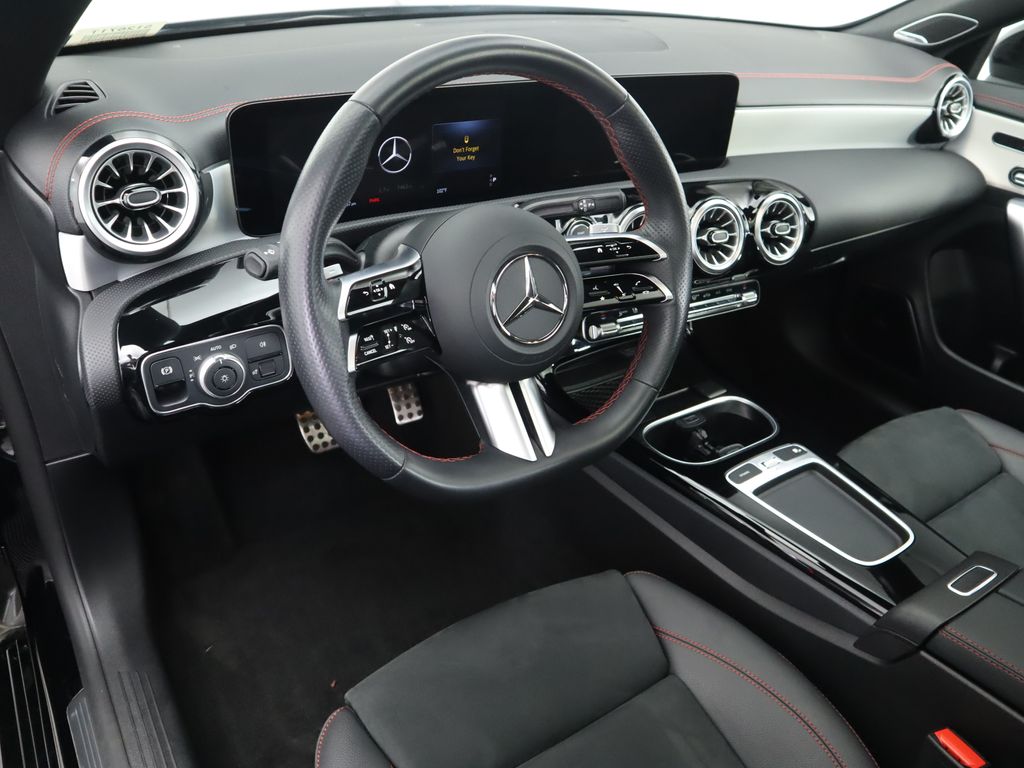 Thumbnail: 2025 Mercedes-Benz CLA - 9