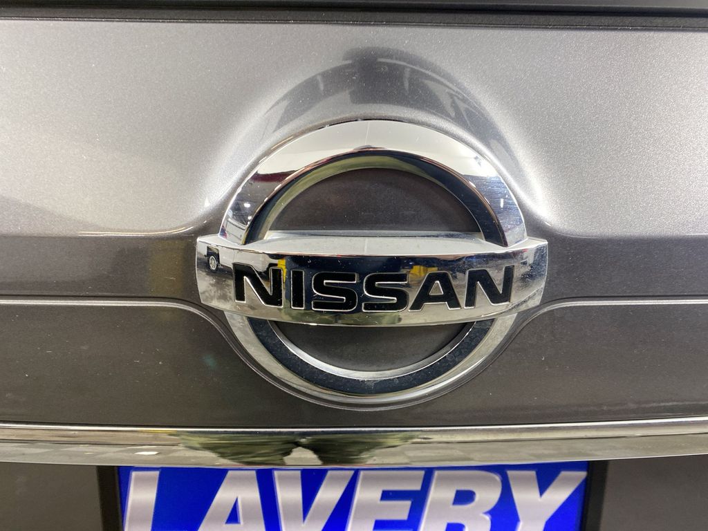 2020 Nissan Rogue SV 28