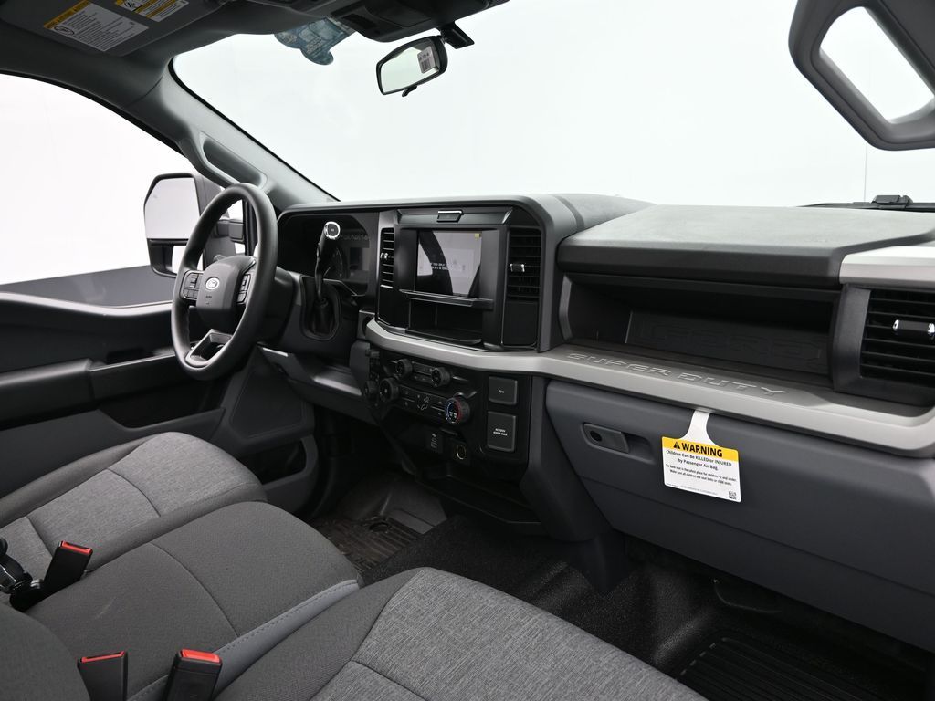 2025 Ford F-250 Super Duty XLT