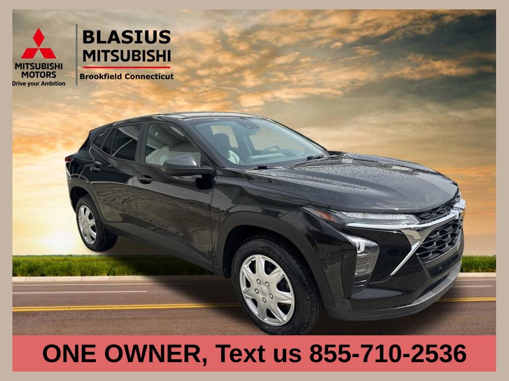 Mosaic Black Metallic 2024 Chevrolet Trax LS FWD SUV / Crossover Front-Wheel Drive 6-Speed Automatic