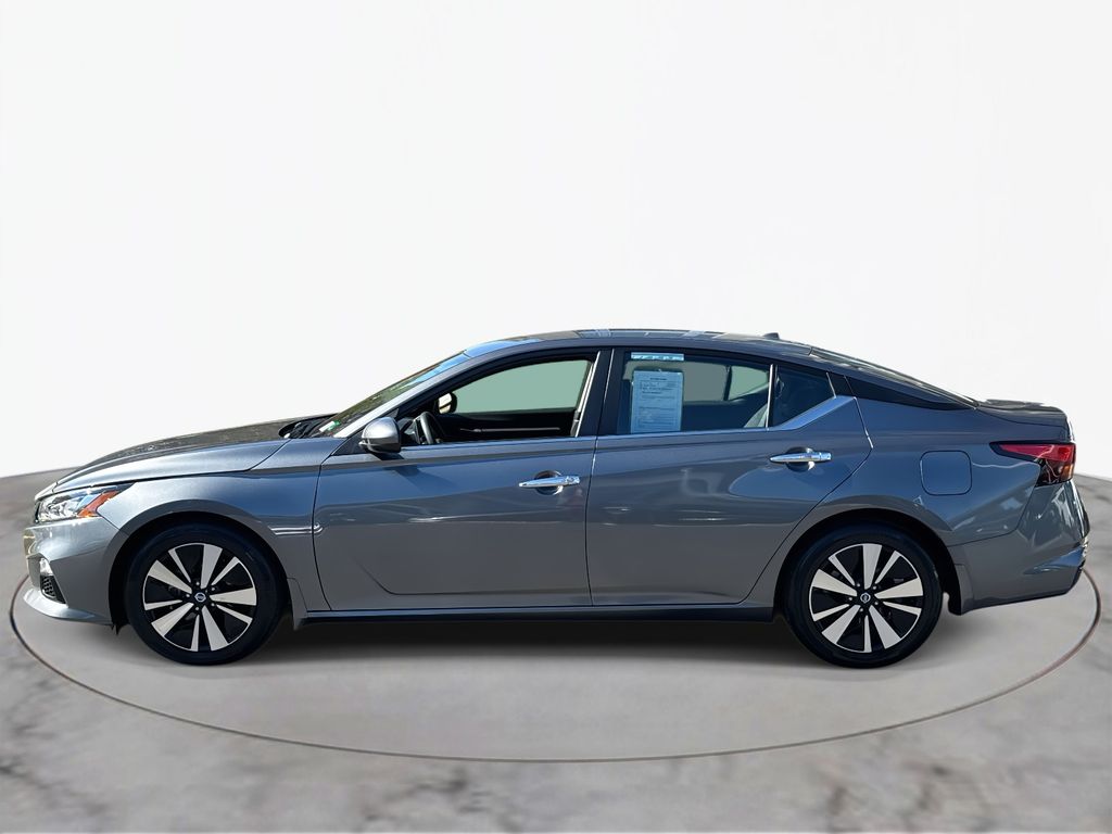 Thumbnail: 2022 Nissan Altima - 12