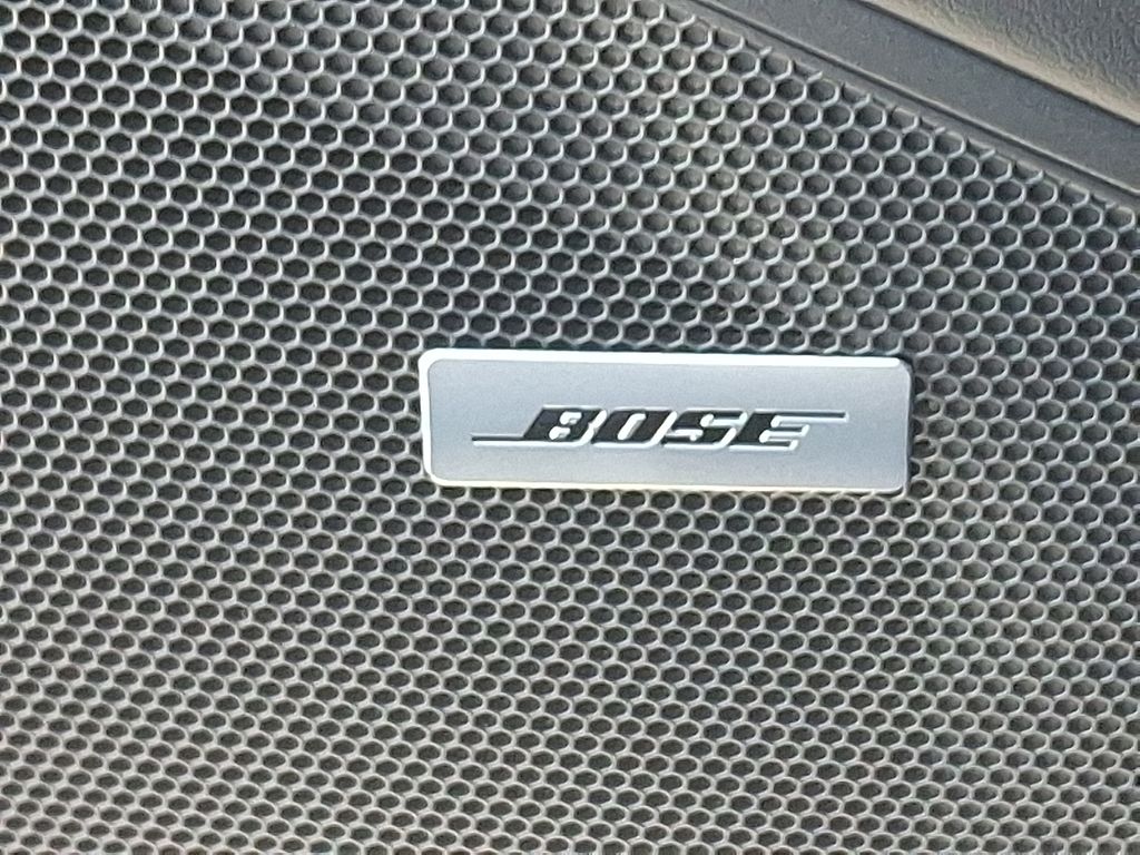 Thumbnail: 2026 Porsche Cayenne - 25