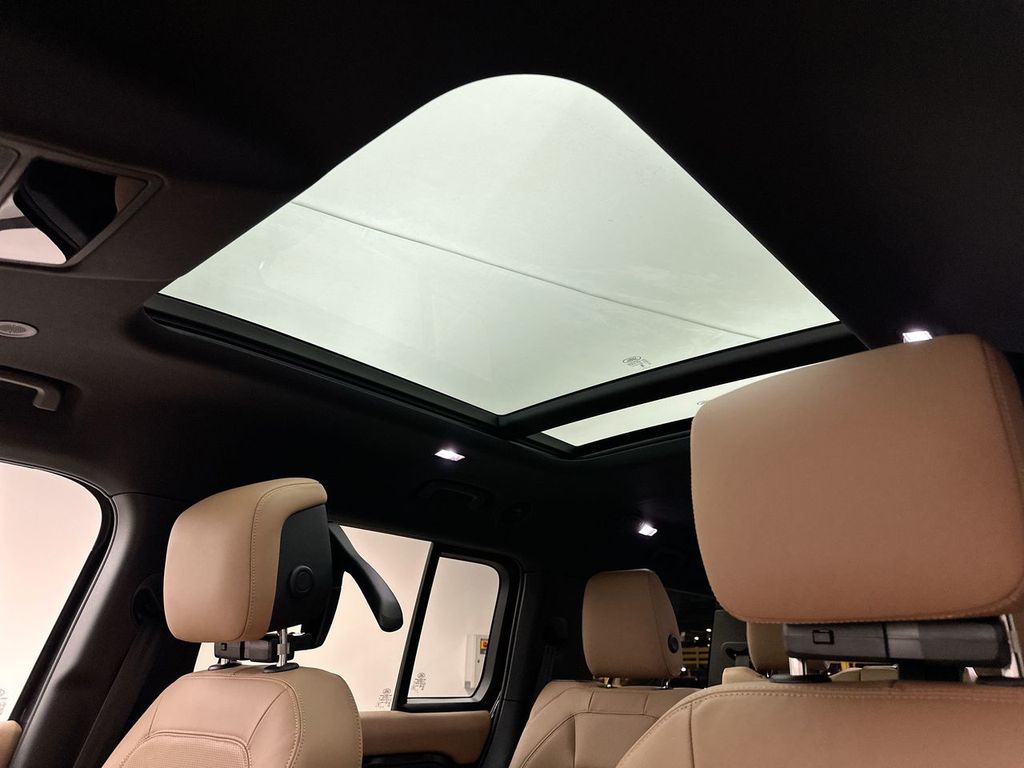 Thumbnail: 2026 Land Rover Defender - 24