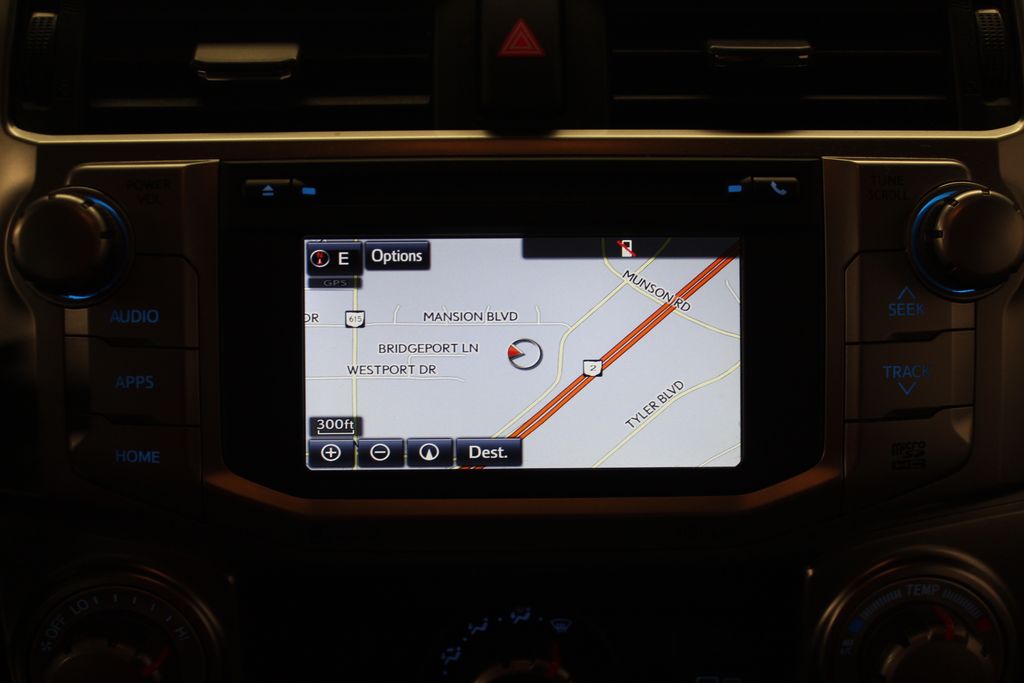 Thumbnail: 2015 Toyota 4Runner - 15