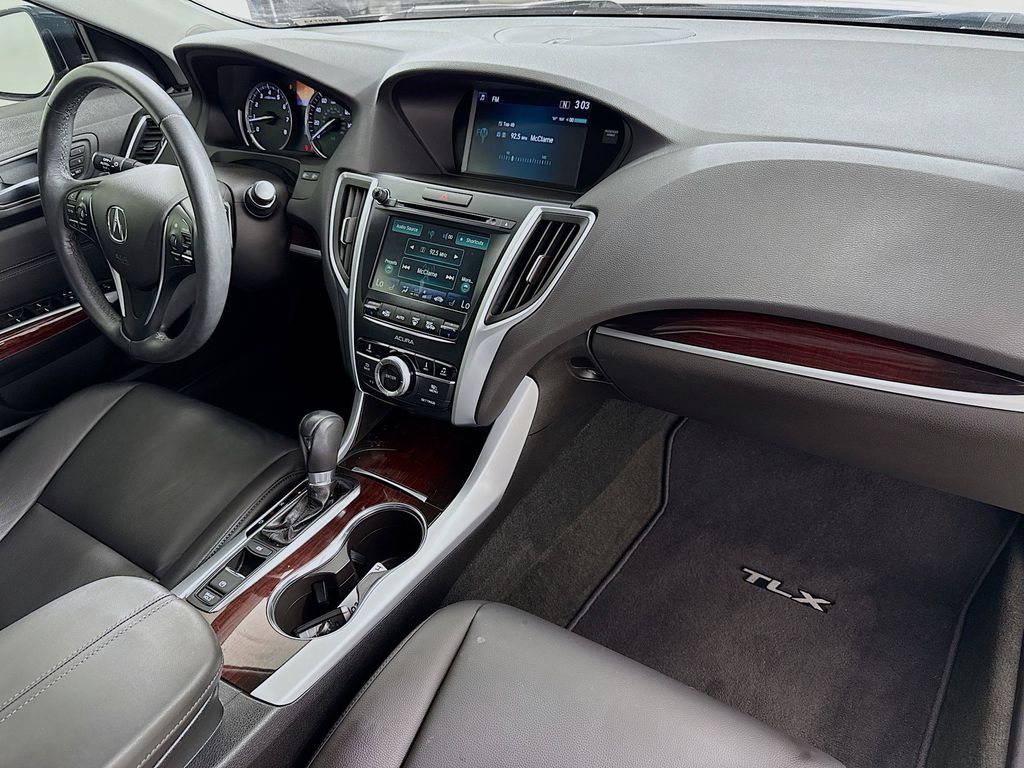 Thumbnail: 2015 Acura TLX - 29