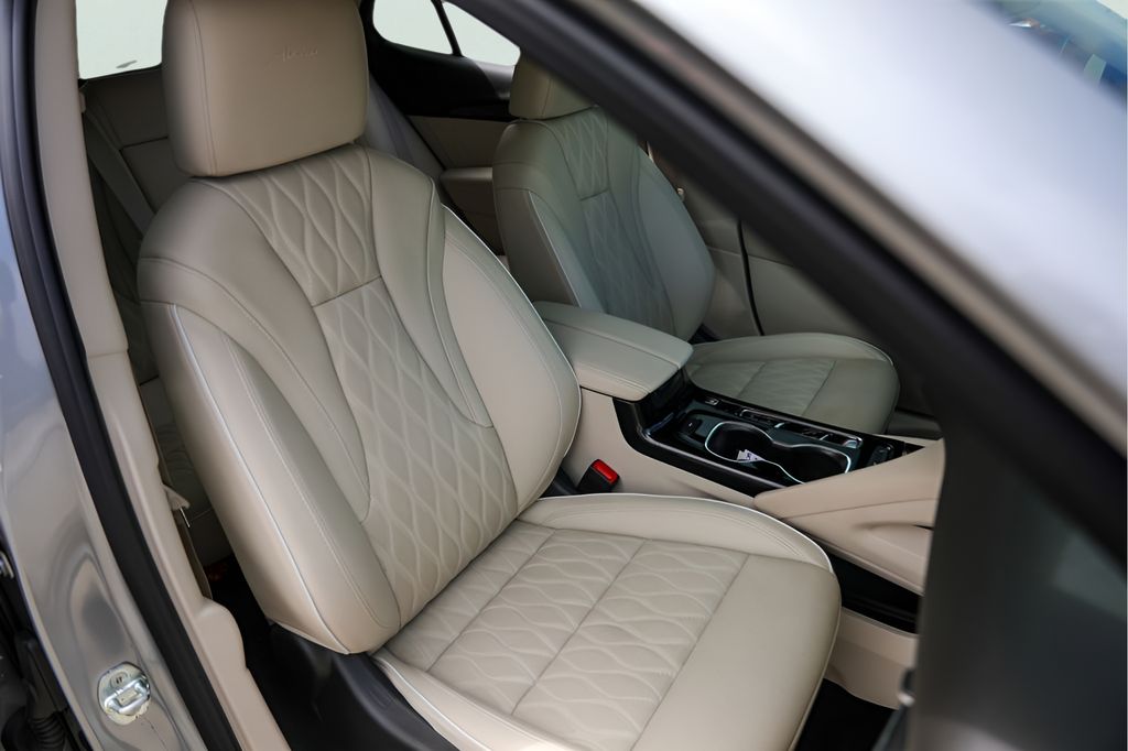 Used Car 2023 Buick Envision  Avenir For Sale Under $35,000 In Austin, Texas