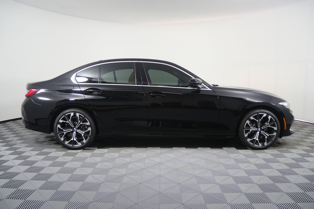 Thumbnail: 2026 BMW 3 Series - 2