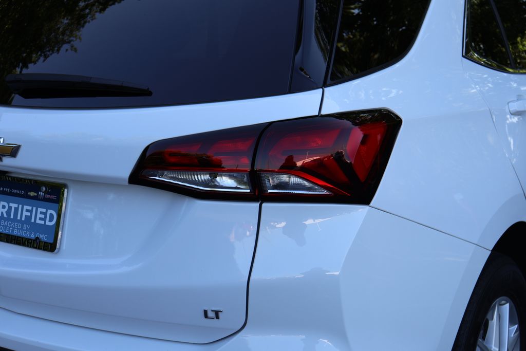 Thumbnail: 2023 Chevrolet Equinox - 9