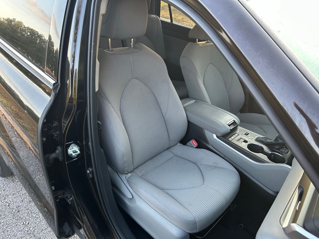 2022 Toyota Highlander L 15