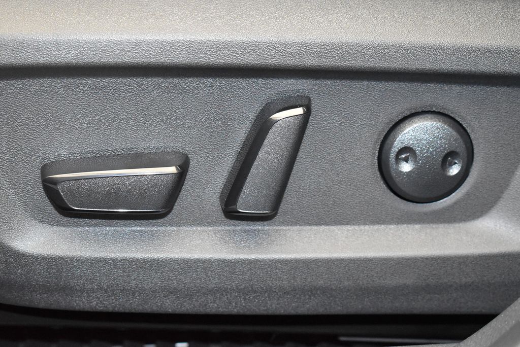 Thumbnail: 2026 Nissan Rogue - 15