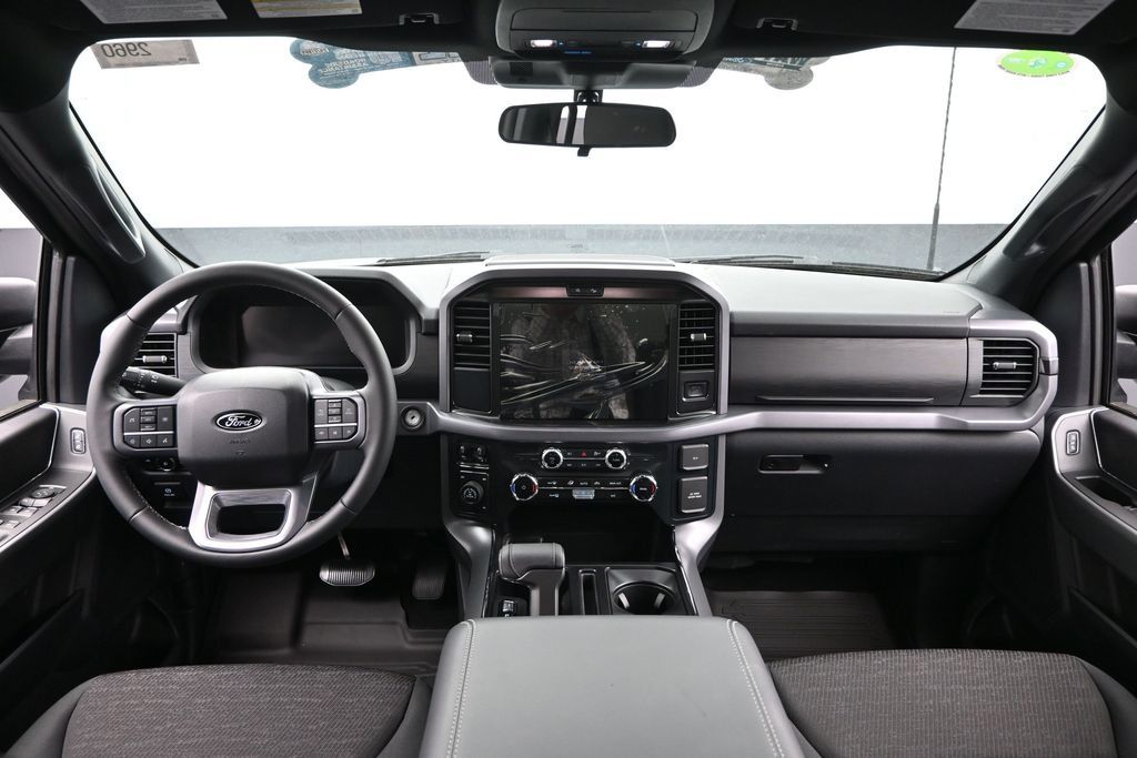 2026 Ford F-350 Super Duty LARIAT