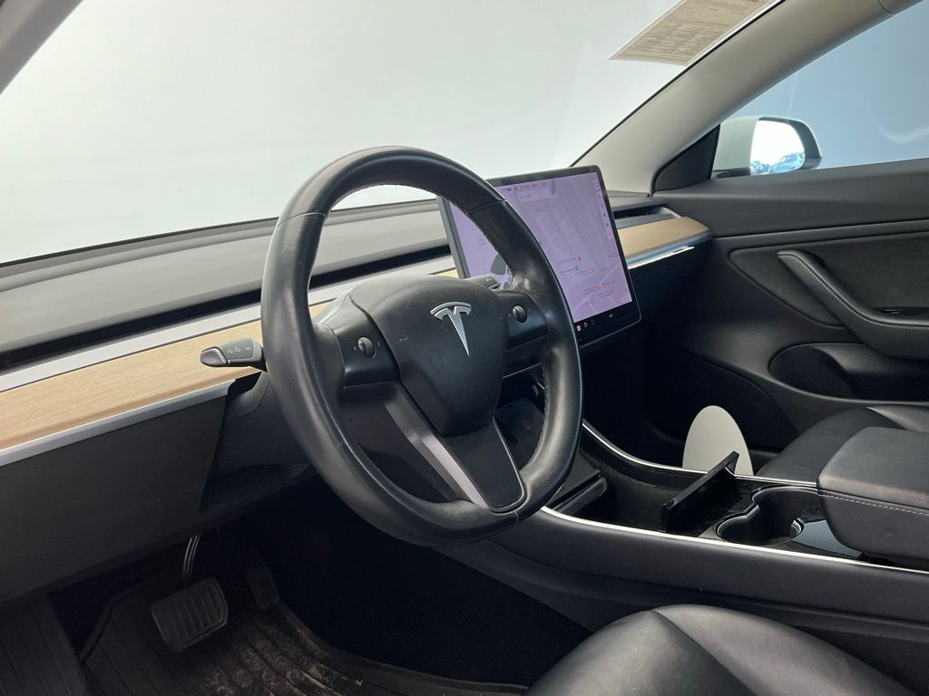 Thumbnail: 2018 Tesla Model 3 - 19