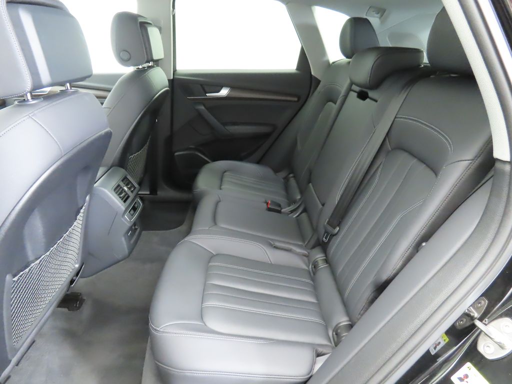 Thumbnail: 2023 Audi Q5 - 21