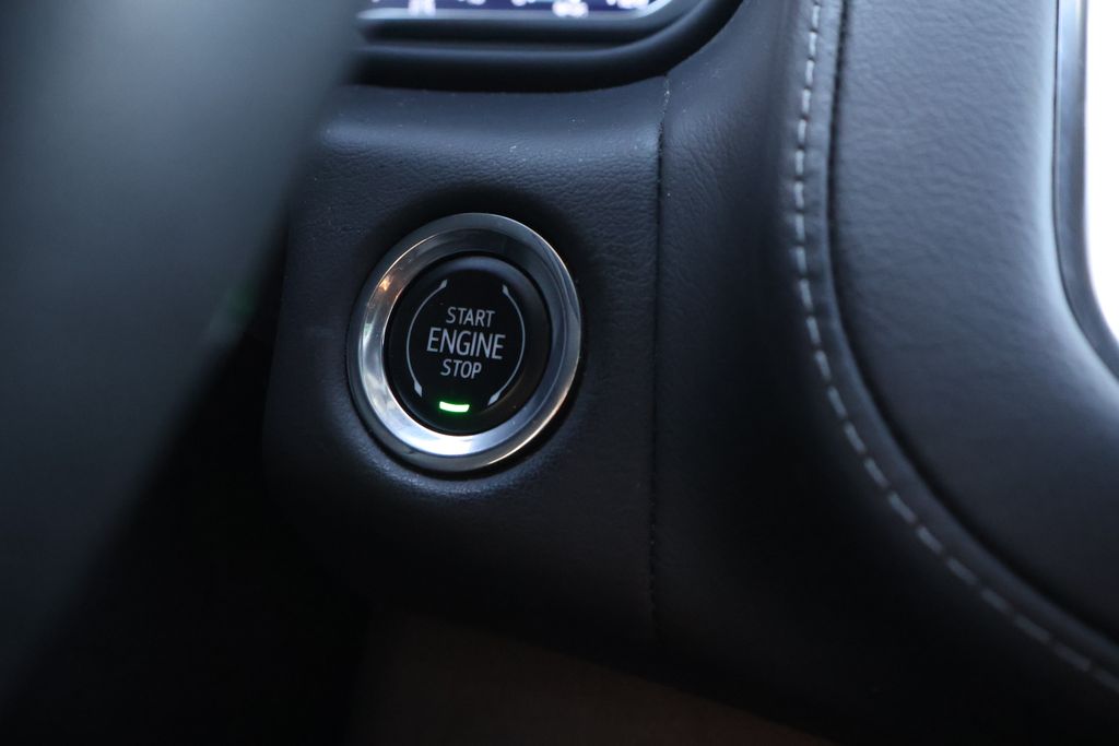 Thumbnail: 2023 Chevrolet Tahoe - 27