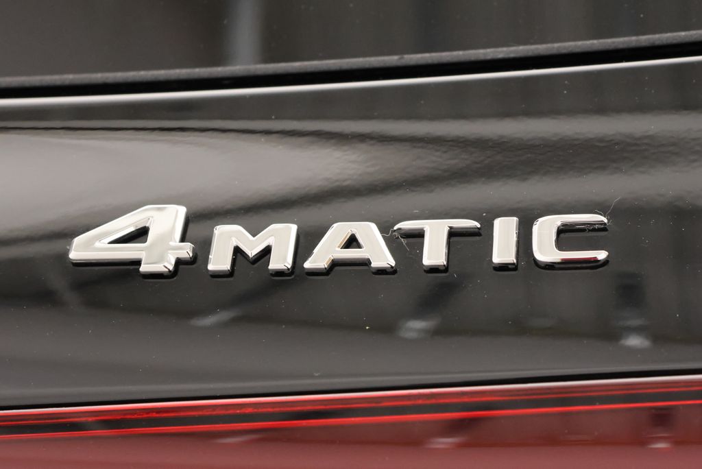 Thumbnail: 2026 Mercedes-Benz GLE - 10