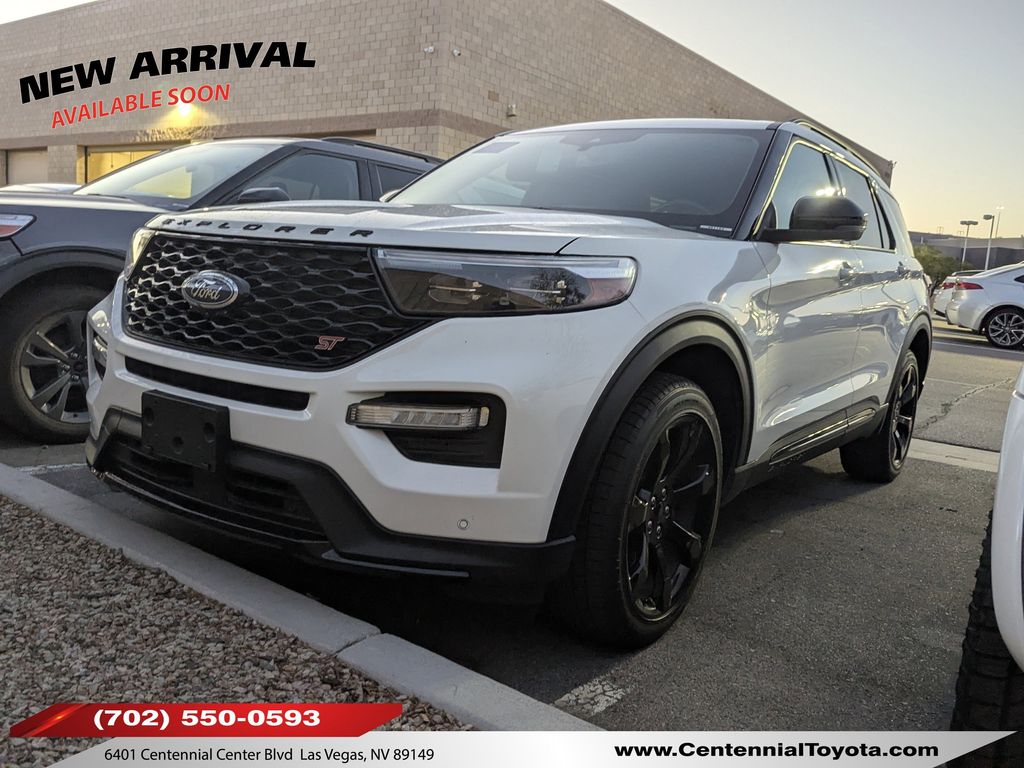 2023 Ford Explorer ST 4WD's photo