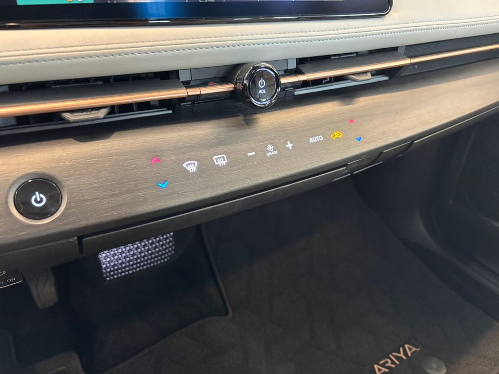 2024 Nissan Ariya ENGAGE e-4ORCE