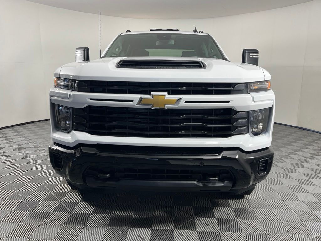 Thumbnail: 2026 Chevrolet Silverado 2500 - 7