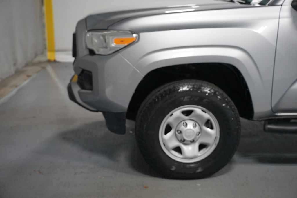 Thumbnail: 2021 Toyota Tacoma - 5