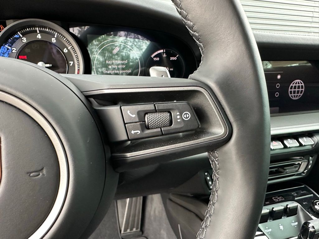 Thumbnail: 2024 Porsche 911 - 21