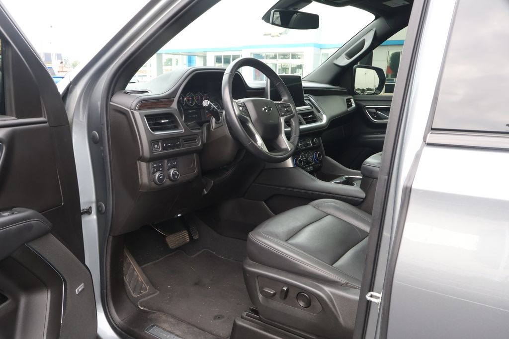Thumbnail: 2021 Chevrolet Suburban - 12