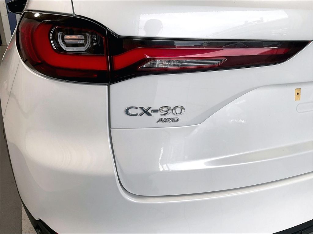 2024 Mazda CX-90 — photo 30