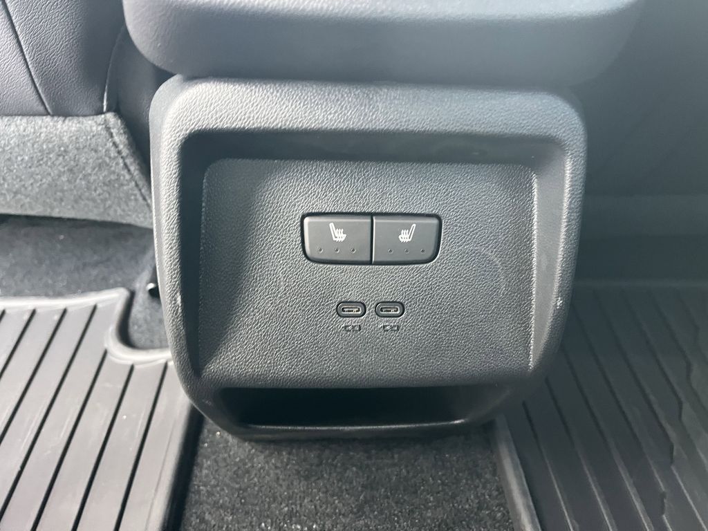 new 2025 Chevrolet Equinox EV car, priced at $41,695