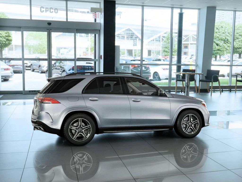 Thumbnail: 2026 Mercedes-Benz GLE - 17