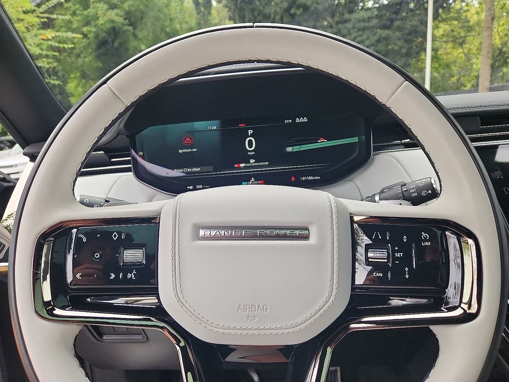 Thumbnail: 2023 Land Rover Range Rover Sport - 20