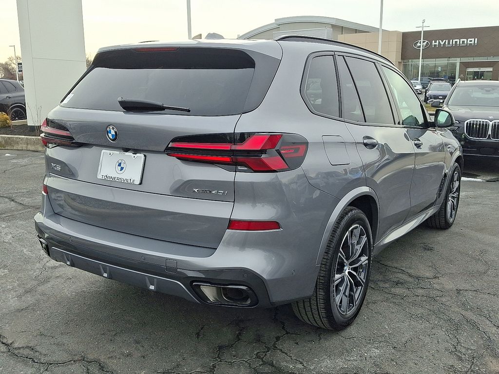 Thumbnail: 2026 BMW X5 - 6