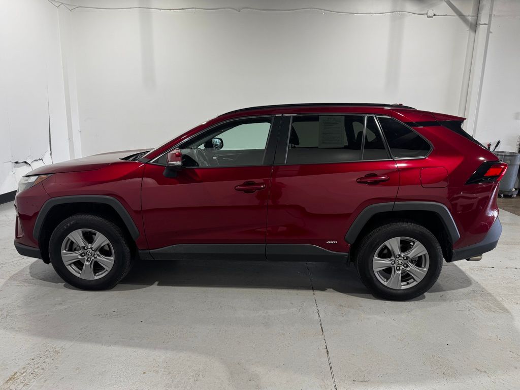 2022 Toyota RAV4 Hybrid XLE AWD