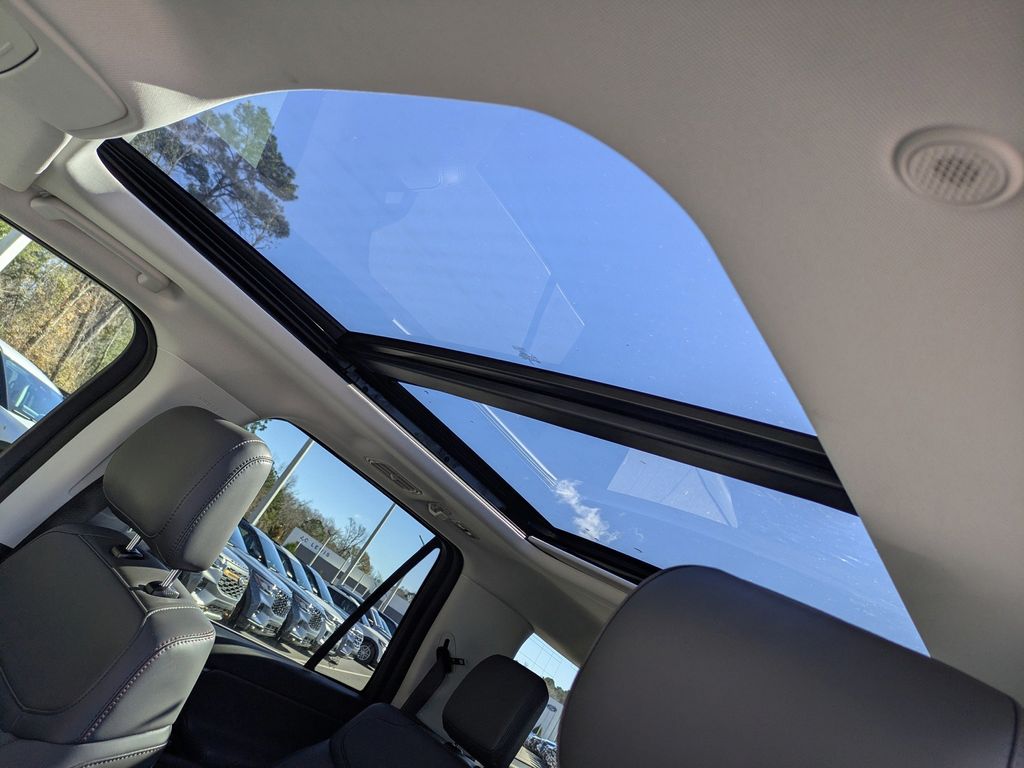 2025 Ford Expedition Active MAX