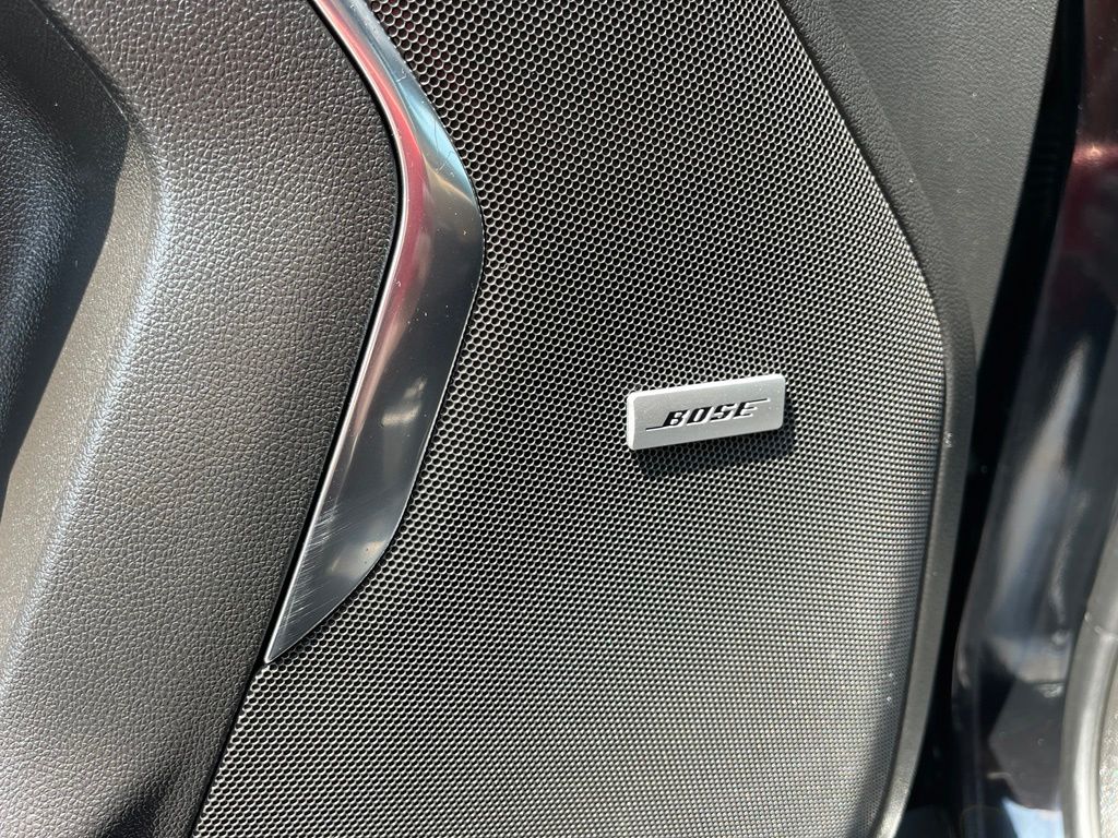 Used 2023 Black Chevrolet Premier image 27