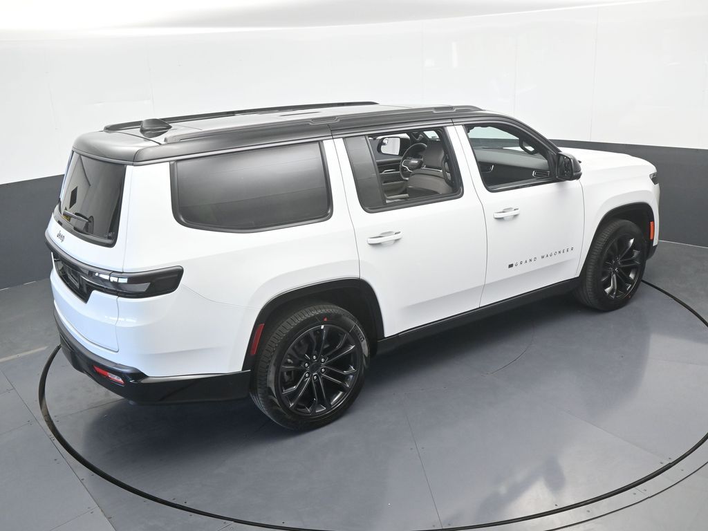 New 2026 Bright White Clearcoat Jeep Summit Obsidian image 52