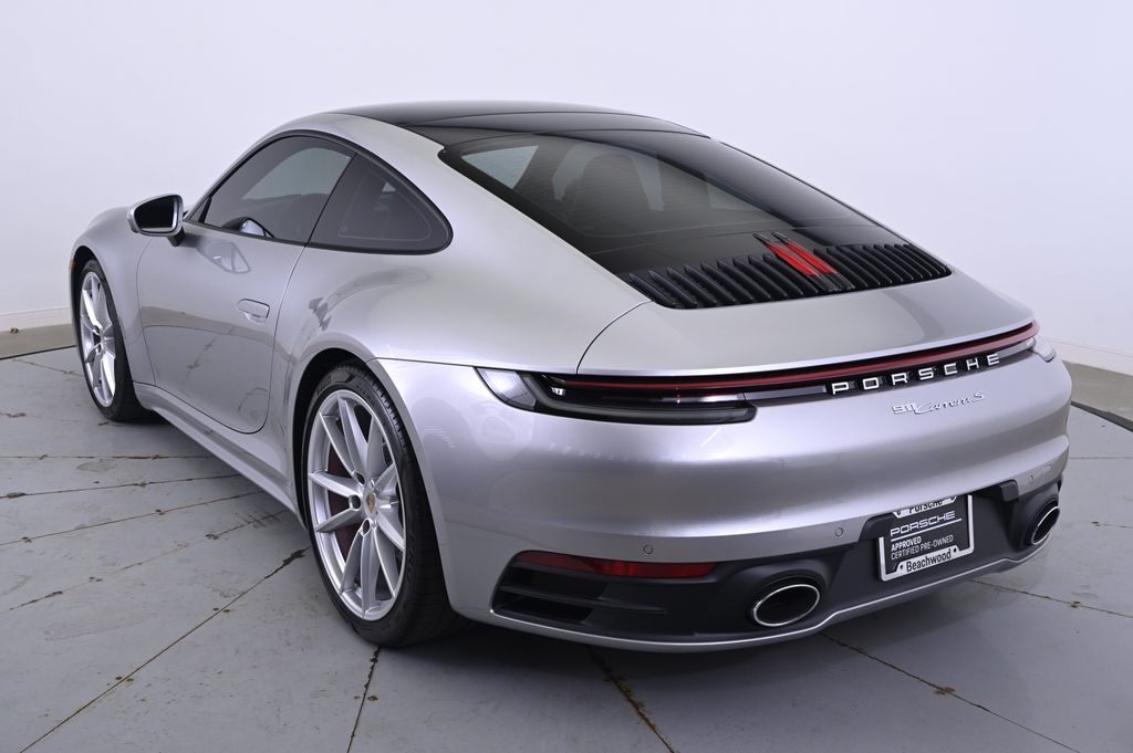 Thumbnail: 2024 Porsche 911 - 3