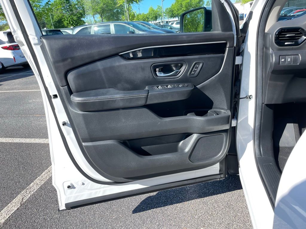 Thumbnail: 2024 Honda Pilot - 24