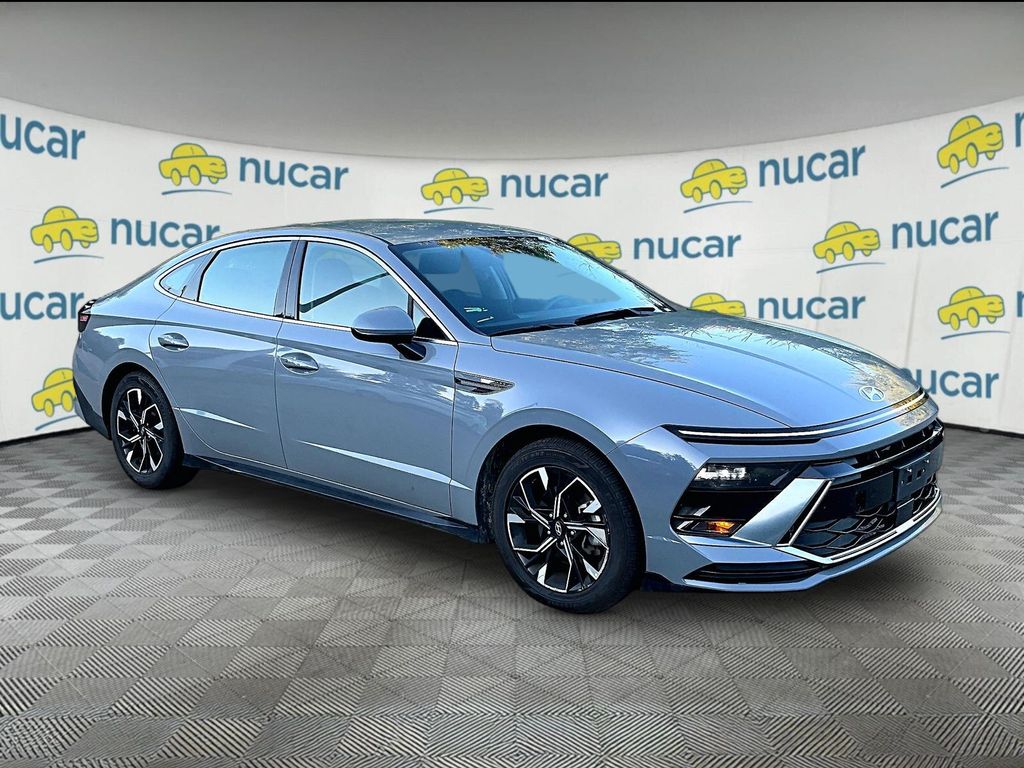 Transmission Blue 2025 Hyundai Sonata Sedan Front-Wheel Drive 8-Speed Automatic