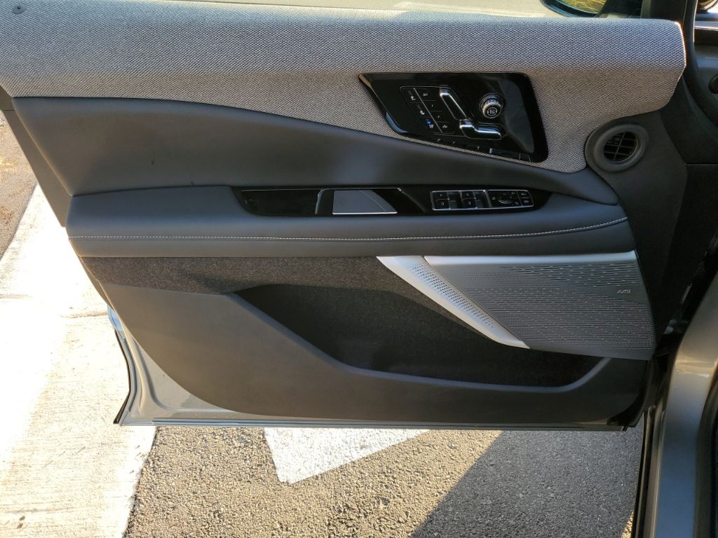 Used Car 2025 Cadillac Optiq  Sport 2 For Sale Under $50,000 In Austin, Texas