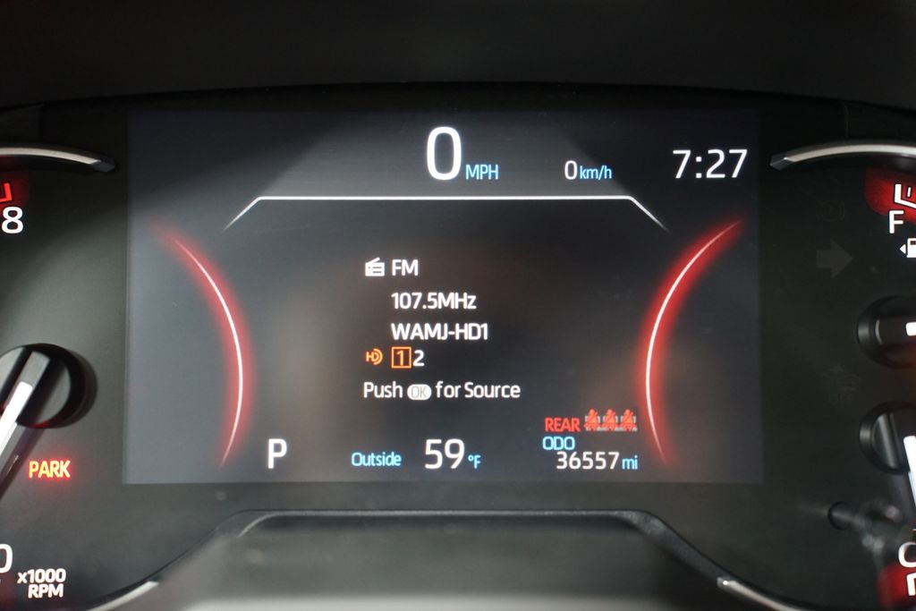 2024 Toyota RAV4 XLE 16